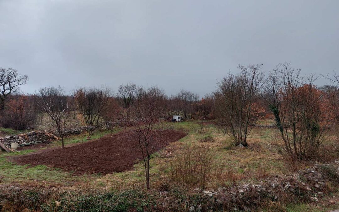 Hum okolica – građevinsko zemljište