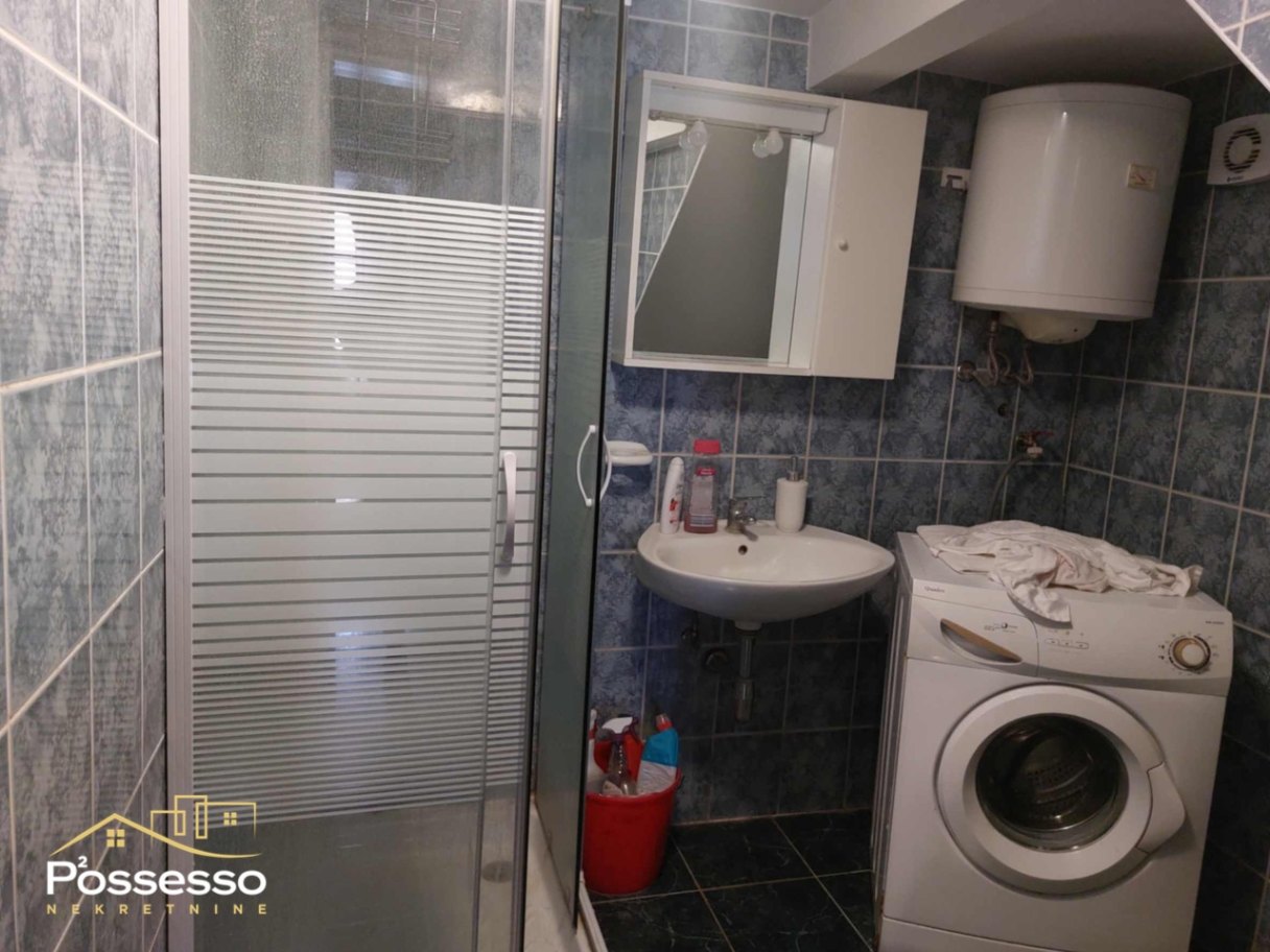 Umag starina s dvorištem Possesso nekretnine