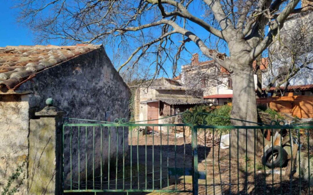 Šišan – gospodarski objekt s građevinskim zemljištem