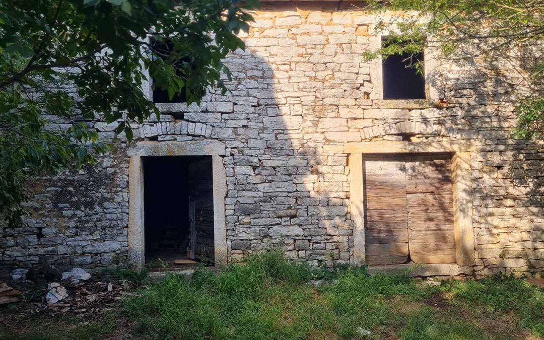 Kanfanar – kamena kuća – NEDOSTUPNO