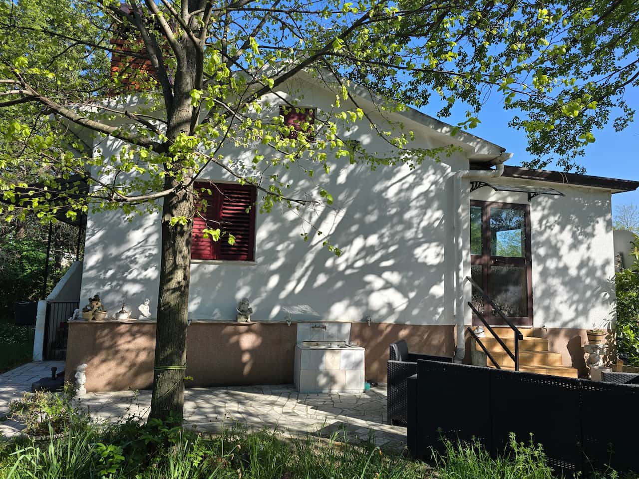 Lupoglav - obiteljska kuća s okućnicom - Possesso nekretnine