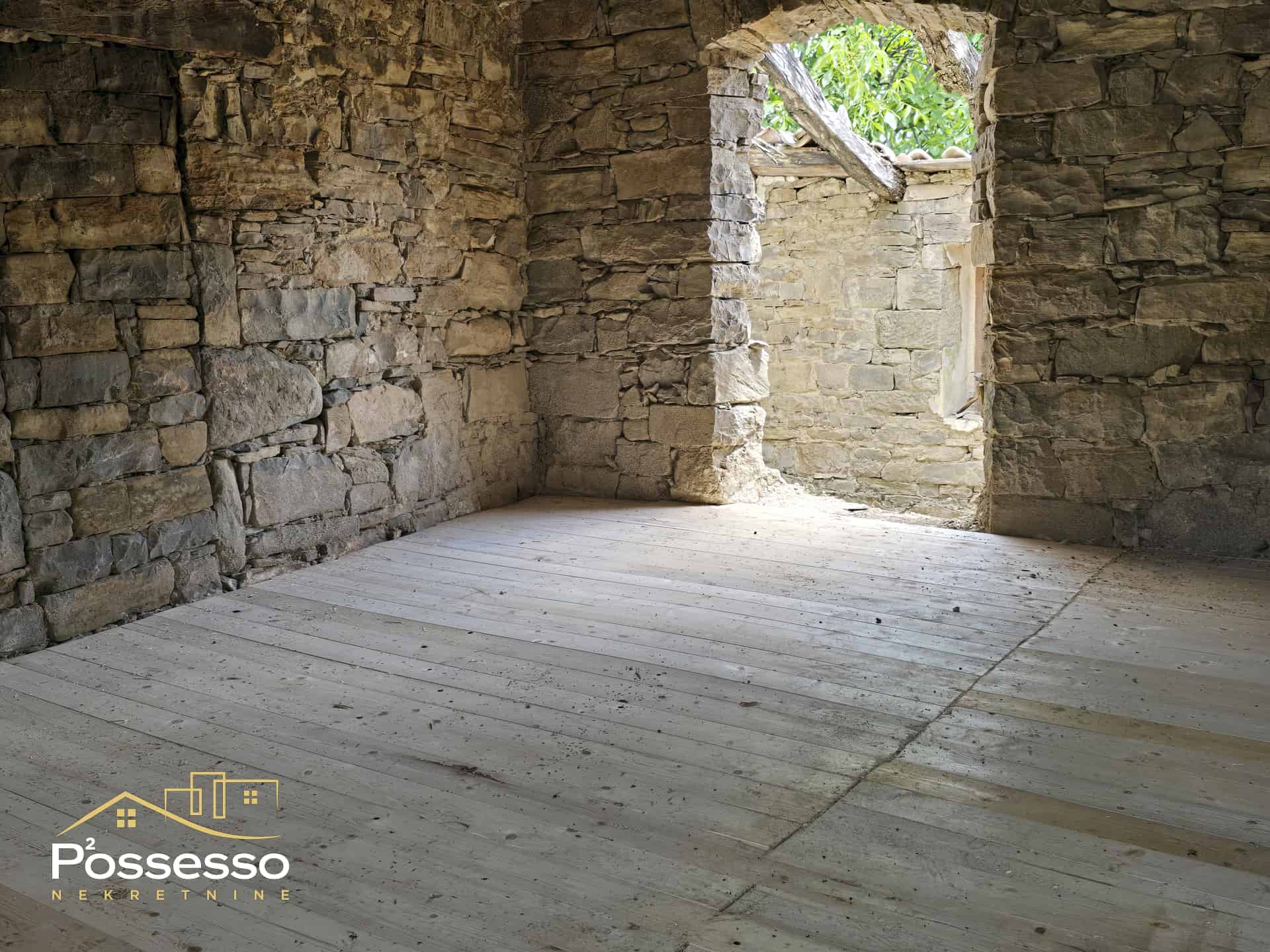 Buzet - kamena kuća - Possesso nekretnine