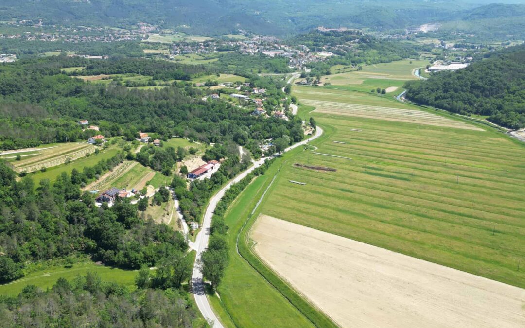 Buzet – poljoprivredno zemljište – SAMO KOD NAS