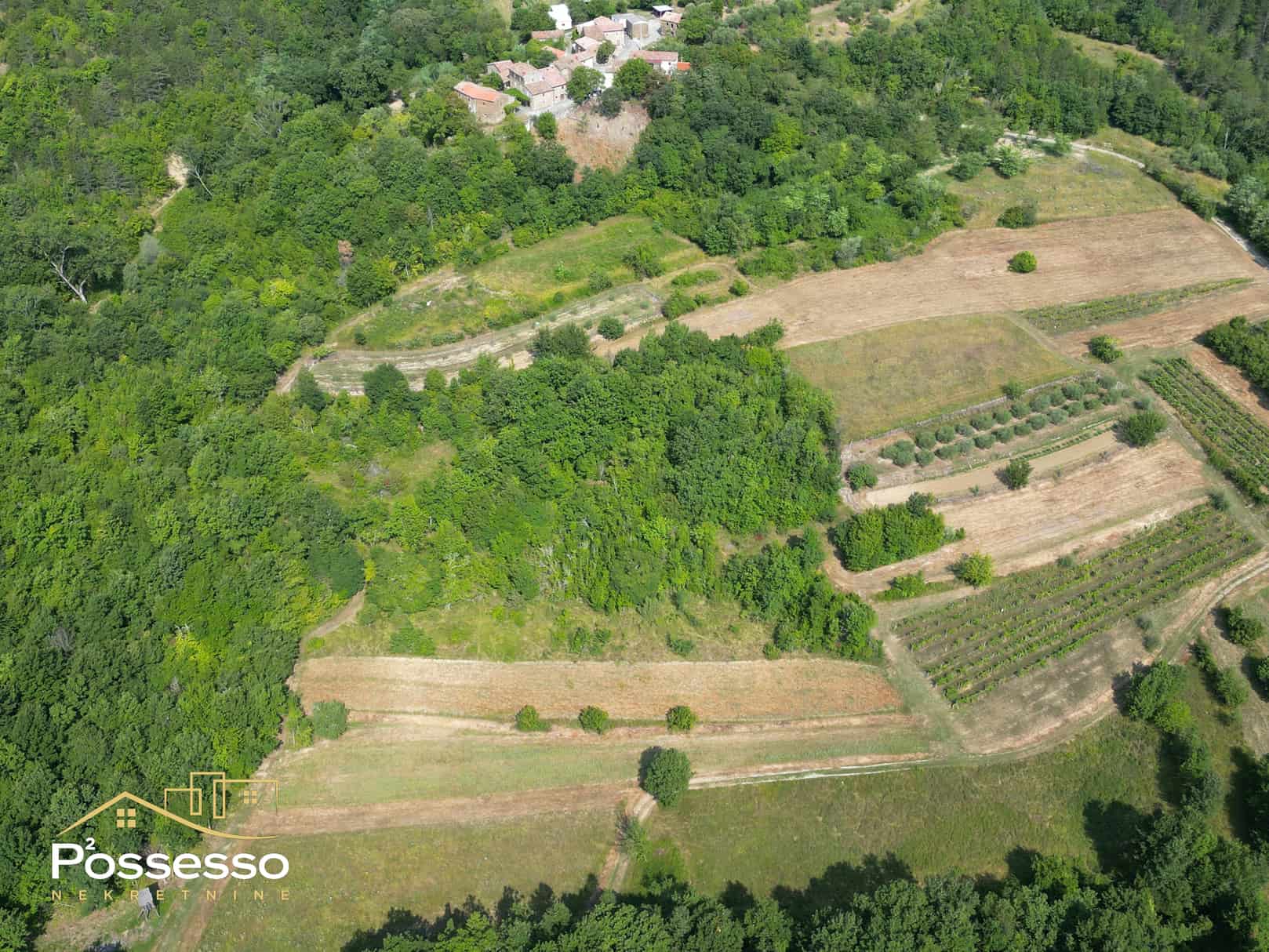Buzet - poljoprivredno zemljište na rubu urbanizacije - Possesso nekretnine Hrvatska