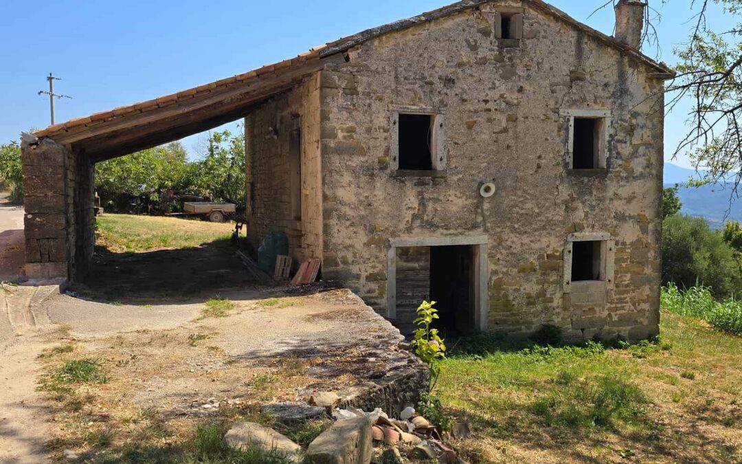 Pazin – Kašćerga – kamena kuća
