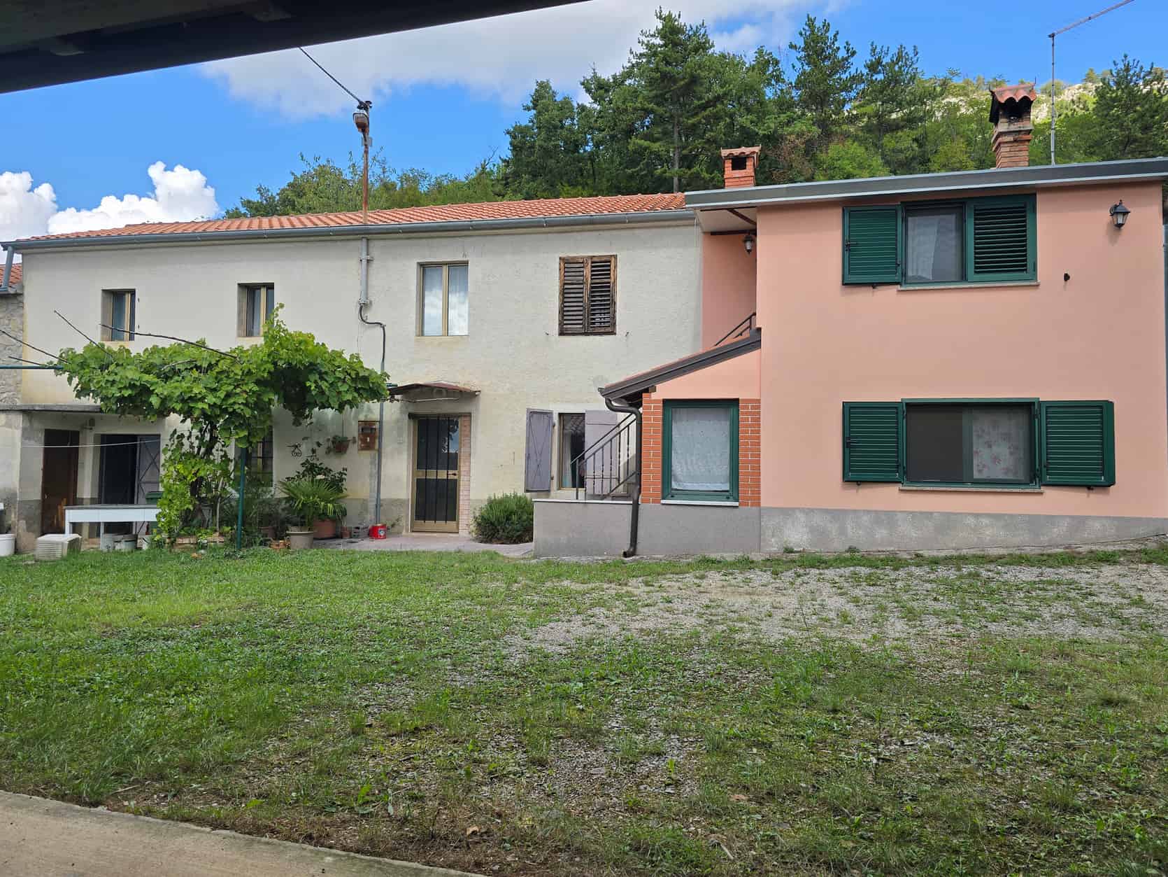 Buzet - imanje - Possesso nekretnine Istra