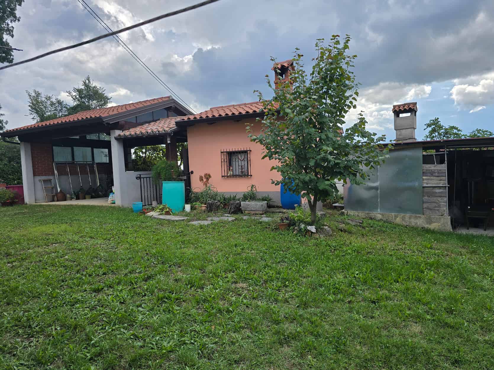 Buzet - imanje - Possesso nekretnine Istra